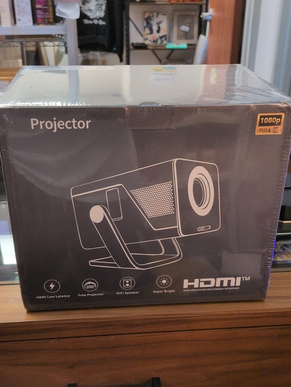 Compact Projector in Black Packaging